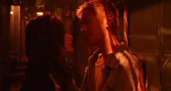 狂野时代终极预告发布：五感交织，易烊千玺舒淇共赴时空迷梦