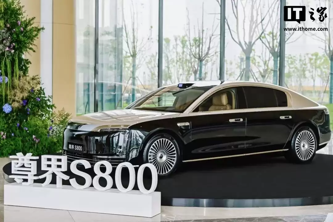 ONE MORE THING:华为余承东官宣鸿蒙智行首款 9 系旗舰 MPV 即将亮相