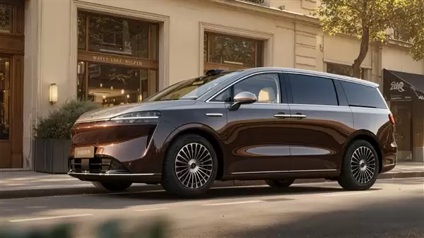 余承东放言超越所有旗舰！智界认领鸿蒙智行首款MPV