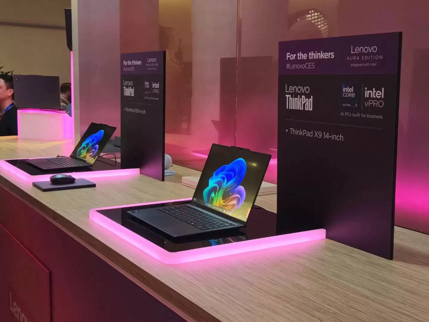 \ 18813ae34c39d31b1277756dd5c8f93d.jpg