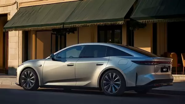 华为电机+鸿蒙座舱+小米生态！广汽丰田铂智7发布