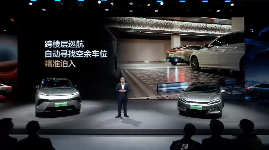 比亚迪汉L、唐L车型史上最强OTA升级公布：全新车机桌面、车位到车位辅助、联动美的家电