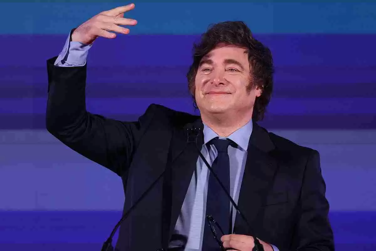 天秤座工作队在争议中解散