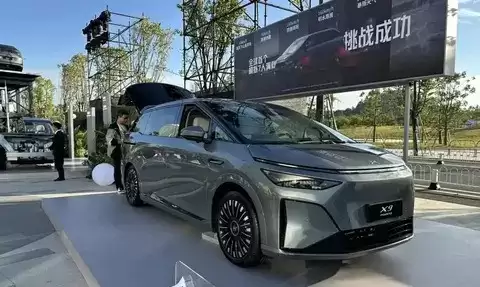 小鹏X9增程版上市，引领中大型MPV电动新方向