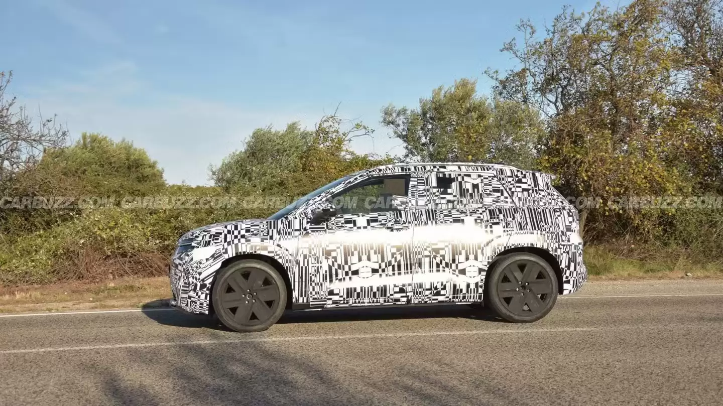 大众 ID. Cross 量产版路测谍照曝光:预估208马力、续航418公里