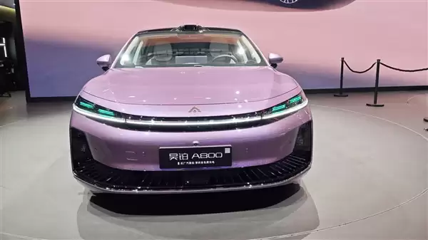 一键变尊贵四座!广汽昊铂A800内饰公布:全球首创2+1变形座椅