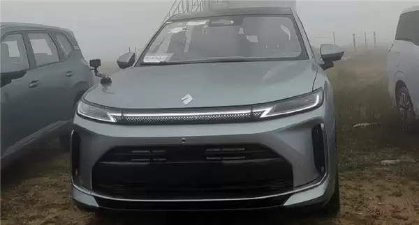 问界M9亲民平替 宝骏华境S实车曝光:用上舱内激光视觉