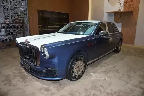 2026款红旗金葵花国礼版上市，718万元起售