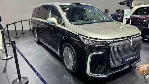 岚图梦想家山河版上市，70.99万元起，配5C超充与鸿蒙4系统