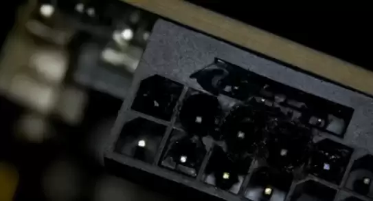 韩国用户怒斥:4090正常安装竟烧熔,遭拒保