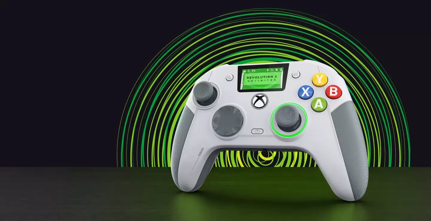 致敬 Xbox 360，NACON 发布 REVOLUTION X UNLIMITED 周年纪念版带屏手柄