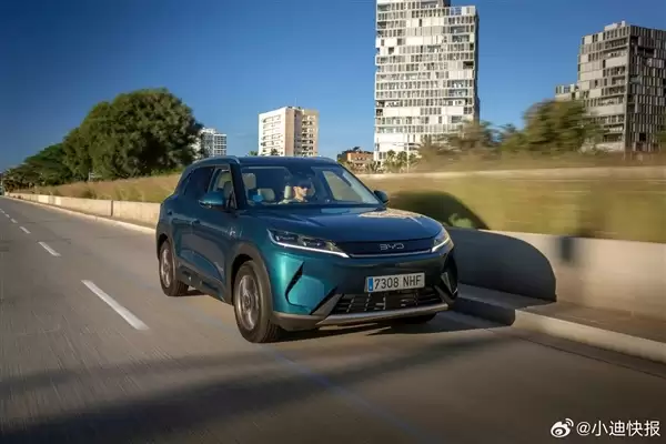 国内用户眼馋 比亚迪元UP+DM-i欧洲发布：续航飙升近1000公里