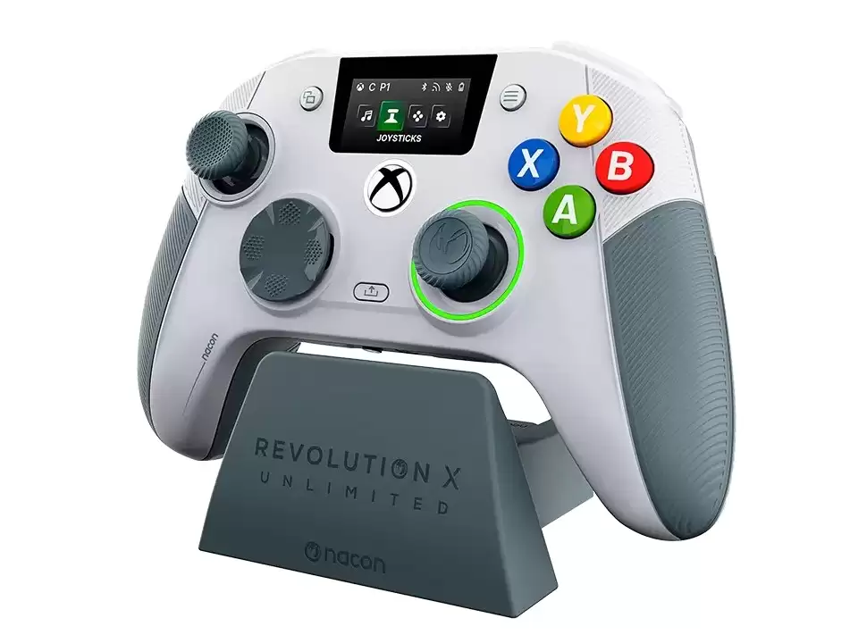 致敬 Xbox 360，NACON 发布 REVOLUTION X UNLIMITED 周年纪念版带屏手柄