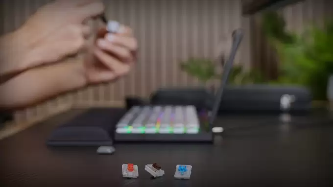 矮轴机械键盘袖珍触控屏笔记本，Kernelcom 项目亮相