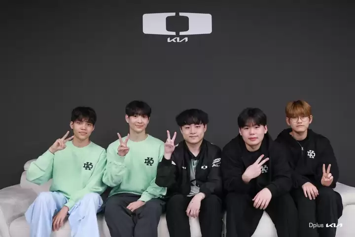 DK公布2026赛季首发阵容:ShowMaker领衔Smash+Career下路组合 DK公布2026赛季首发阵容:ShowMaker领衔Smash+Career下路组合