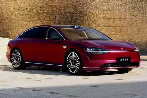 新款享界S9上市，30.98万起售，标配新LOGO与购车补贴