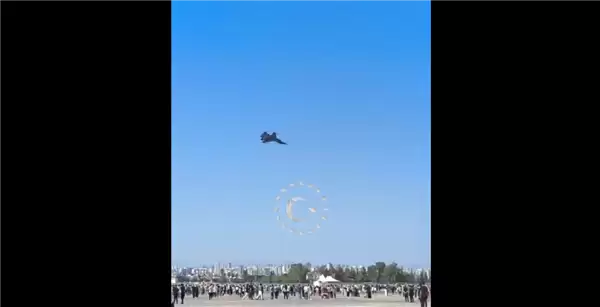 美F16重现印度光辉战机航展坠毁动作：土耳其飞行员完美通过