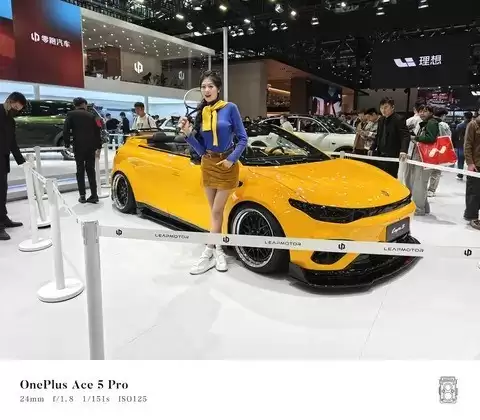 零跑D19领衔，智能科技重塑未来出行新体验