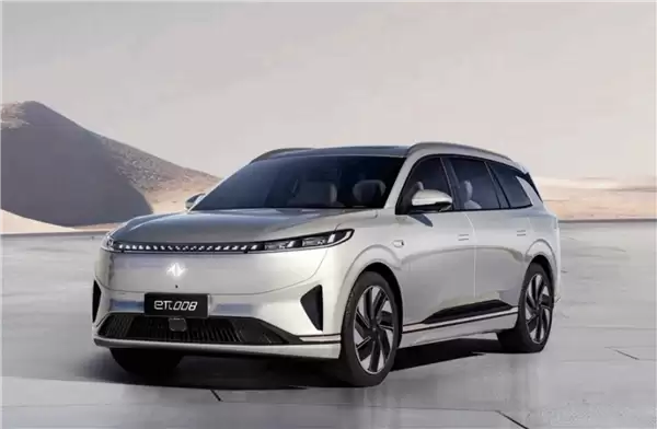 东风eπ008倒车时突发全车断电！客服称电量低于20%有几率出现