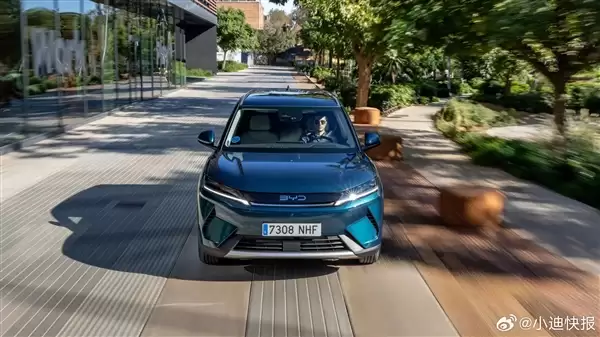 国内用户眼馋 比亚迪元UP+DM-i欧洲发布：续航飙升近1000公里