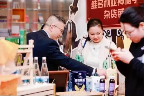 二次元文化为消费添趣 华润万家主题快闪活动打造“神秘”奇遇体验