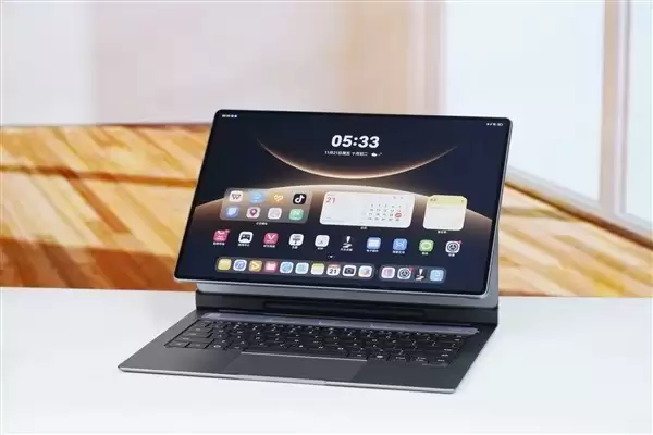 华为发布首款鸿蒙二合一平板MatePad Edge