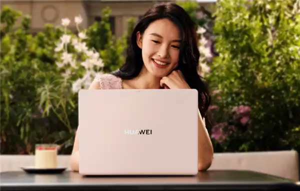 华为MateBook Pro推揽晓粉配色:轻薄续航新标杆