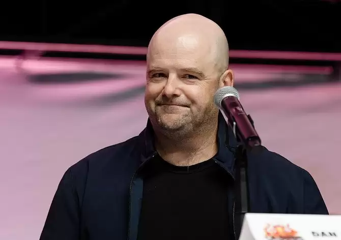 丹·豪泽谈AI在游戏开发中的局限与应用