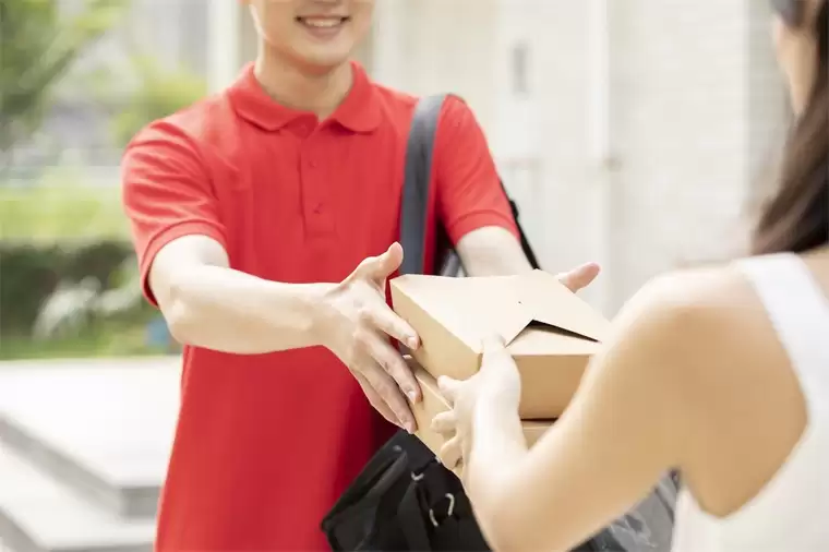 人均每月收寄超过10件!中国快递包裹市场规模连续十一年全球第一