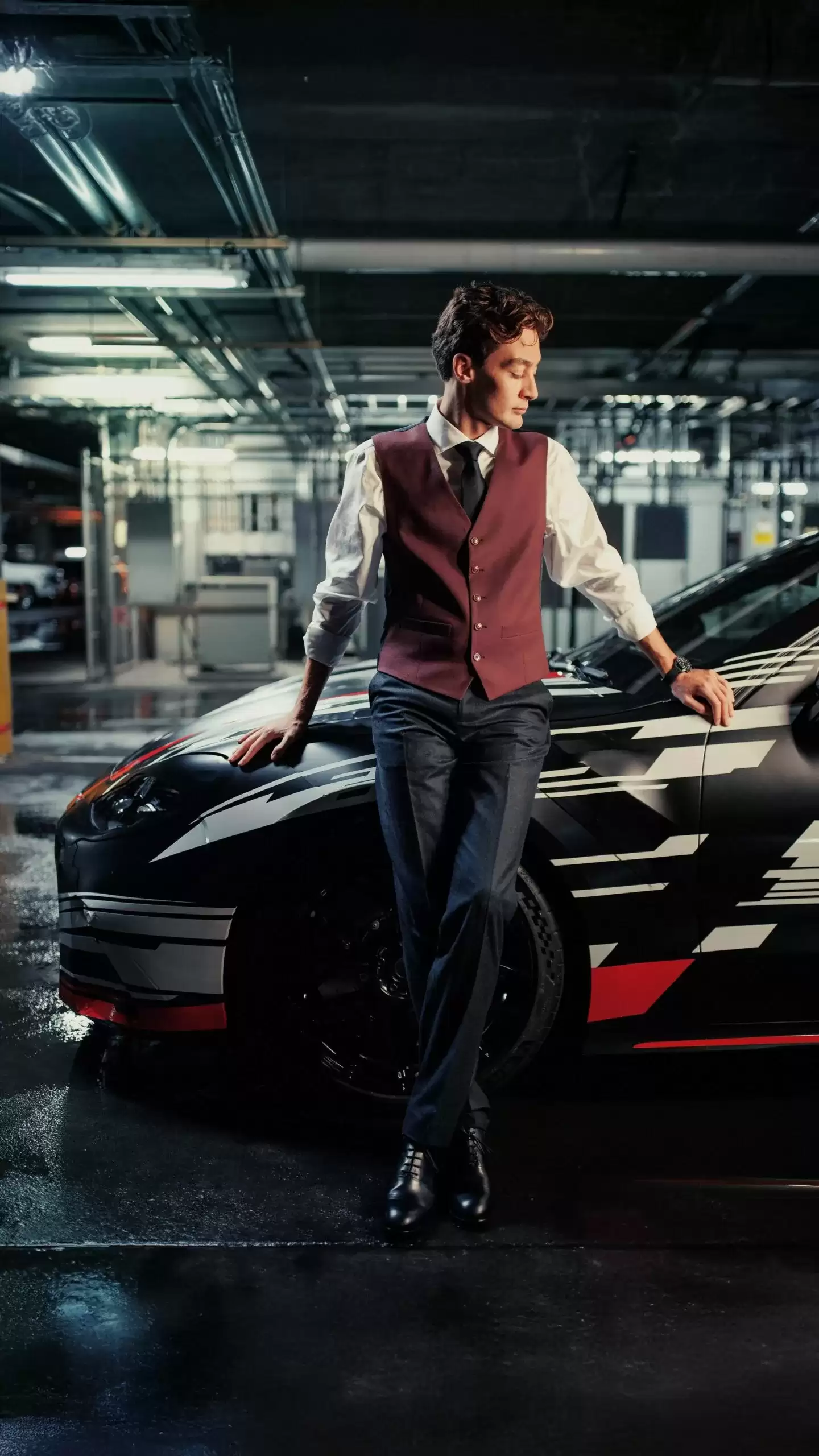 梅赛德斯-AMG 纯电 GT 四门轿跑原型车亮相:布拉德·皮特站台,马力超 1000 匹