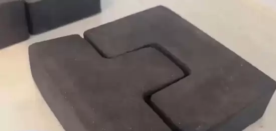 月壤砖首块样品返回，中国探路月球基建