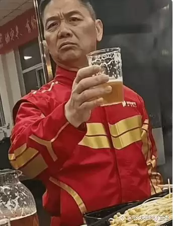 京东杀入币圈:合规巨鲸如何搅动稳定币江湖？