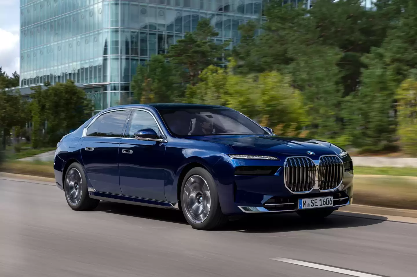 宝马有望重返增程车型市场,消息称7系、X5将首吃螃蟹