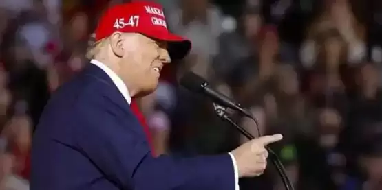 川普:对咱们课以80%关税真的合适吗?美股与比特币应声下跌