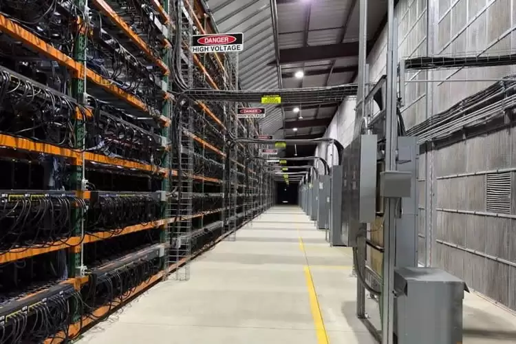 比特币挖矿是什么?2025年最新趋势,散户还适合参与吗?