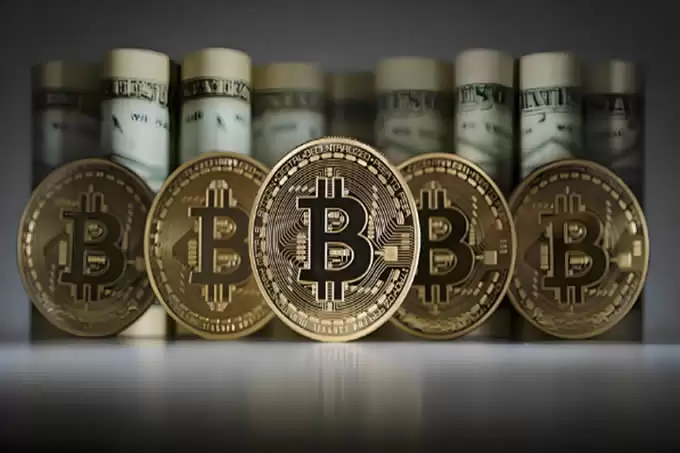 比特币三度叩关9.9万、以太坊力守3600美元！全网爆仓数据平缓