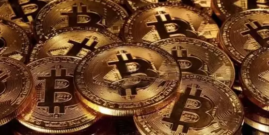 比特币下探91500美元!Axel Adler:交易所比特币净流量与储备比创新低