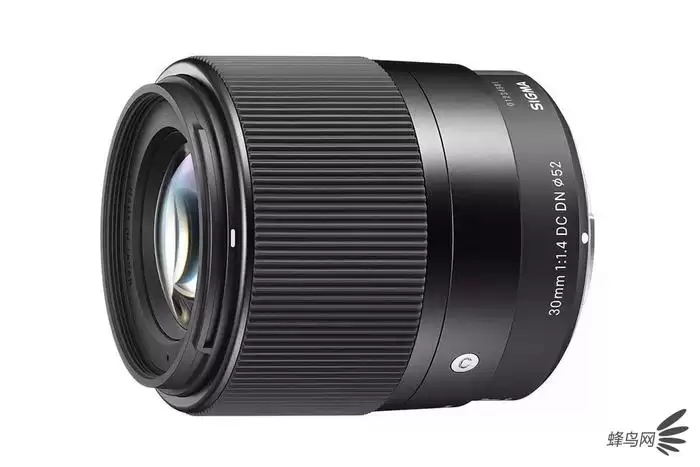 APS-C画幅柔美大光圈 适马30mm F1.4镜头售价1799元