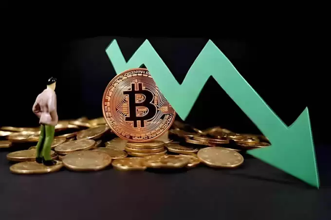 比特币急挫9.5万,圣诞危机将至？PEPE能否绝地反击？