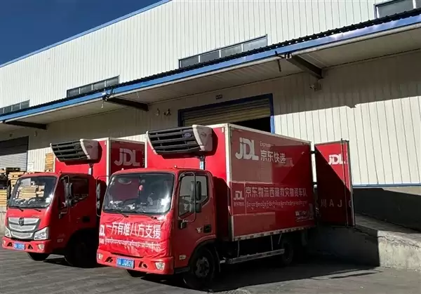 刘强东称捐物资无需汇报！京东紧急驰援香港火灾：首批物资连夜送达