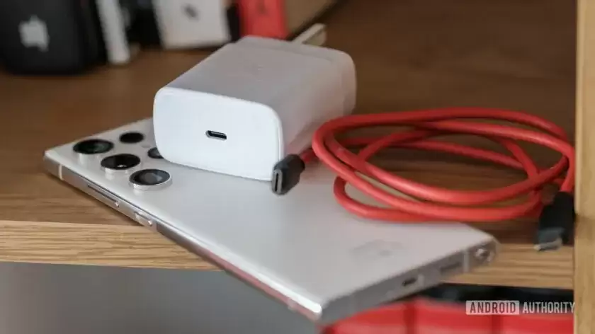 告别45W：三星「超级快充3.0」曝光，Galaxy S26 Ultra手机将首发60W充电