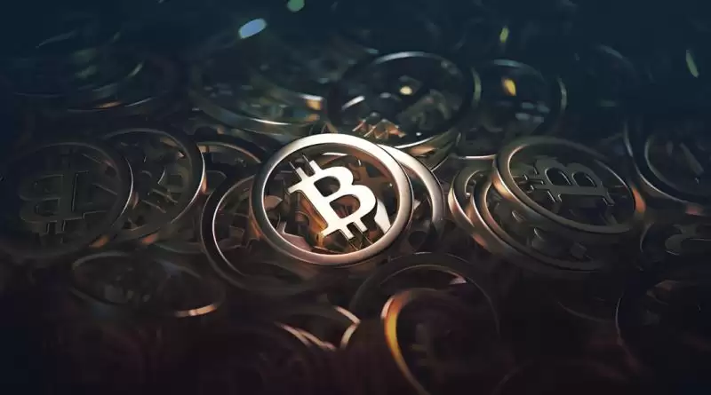 BTC震荡调整,2025年行业曙光能否照亮前路?