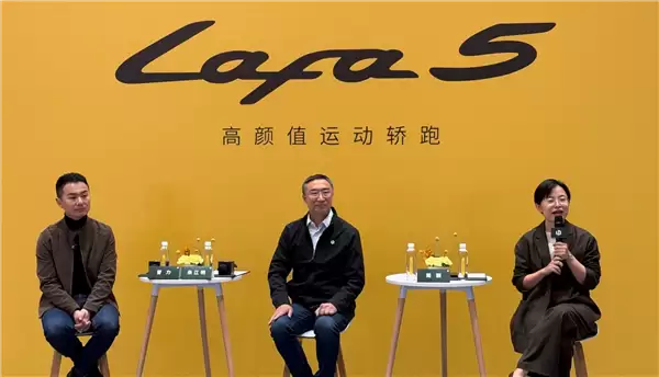 朱江明回应李斌请他下手不要太狠：我就怕有人问这个问题