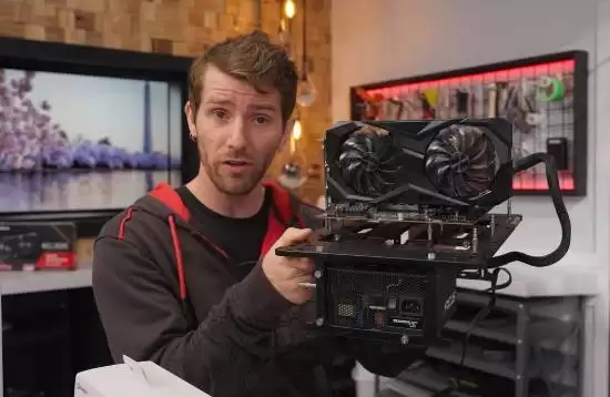 老莱拆解推演掌机成本:699美元或为合理定价