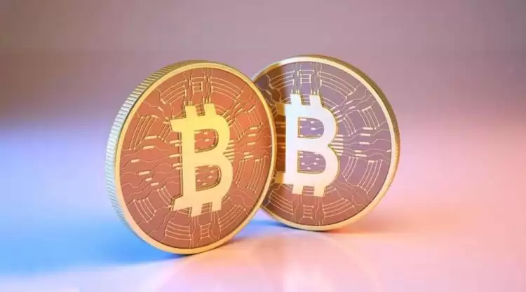 比特币创新高涨至9.4万美元,是卖出还是继续持有?