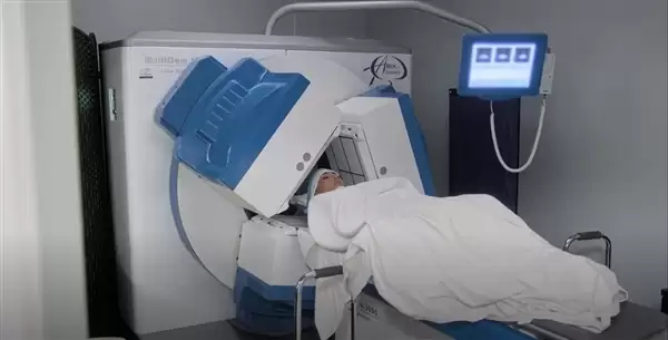 卡戴珊脑部活动低下