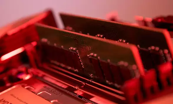 三星电子整合HBM技术路线 核心团队并入DRAM开发体系