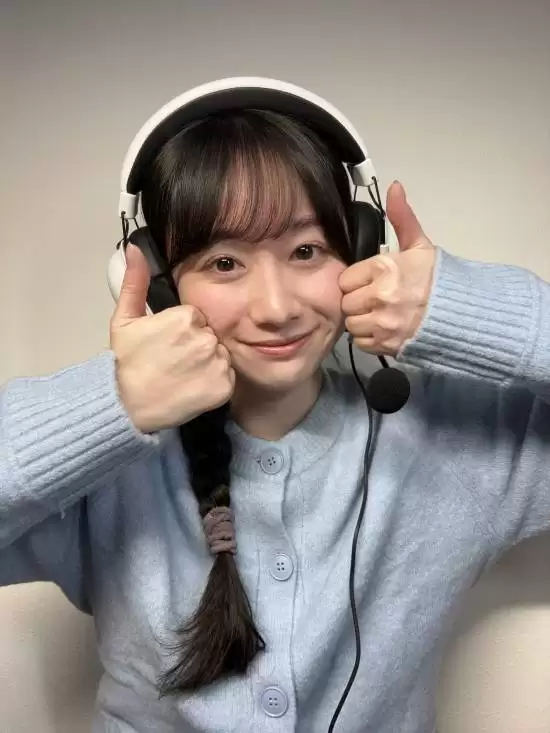 饭岛优花直播挑战寂静岭F惊吓瞬间真实反应引热议