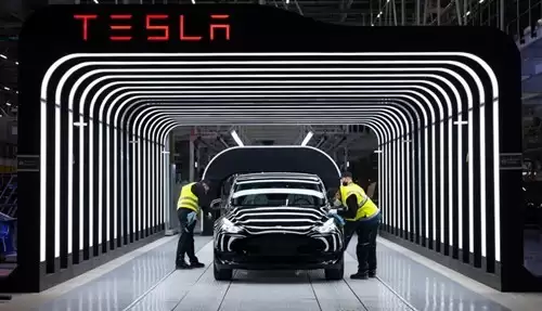 特斯拉欧洲销量下滑，柏林工厂逆势扩产Model Y
