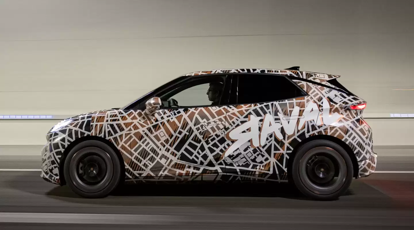 大众Polo“火辣版”：Cupra Raval高性能纯电小车官方预告，最高233马力